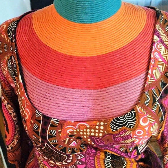 Medium multicolor curve hugging Bailey Blue women's dress - Picture 2 of 7